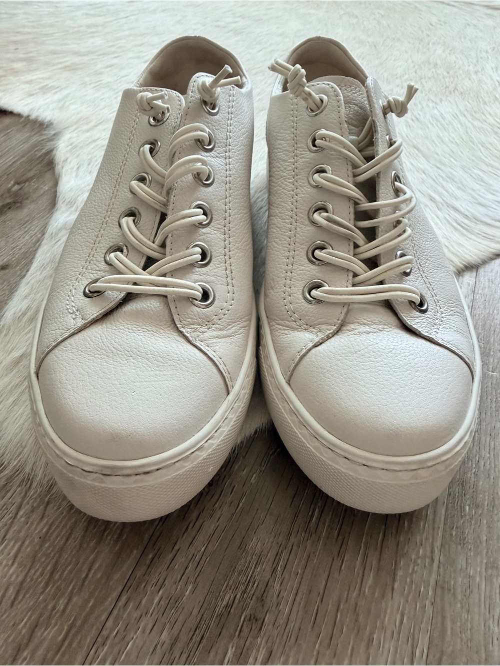 Paul Green Cream Leather Platform Sneakers